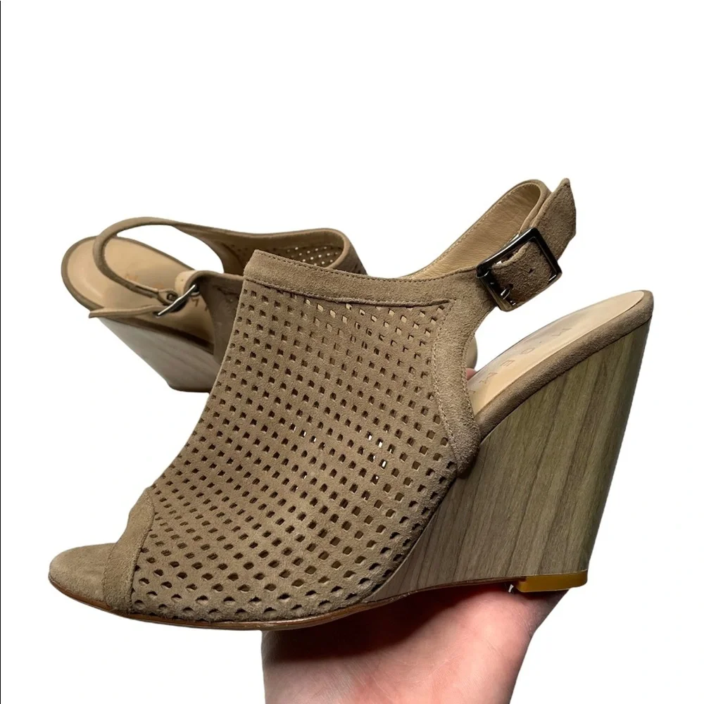 M. Gemi | The Vivo Tan Suede Peep Toe Wedge 39